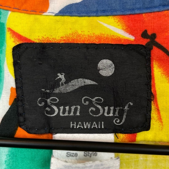 Vintage Sun Surf Hawaii Floral Bright Hawaiian Print Shirt - Picture 3 of 5